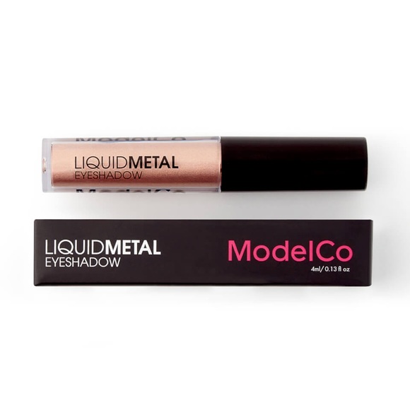 Model Co Liquid Metal Eyeshadow in Champagne - Picture 5 of 5